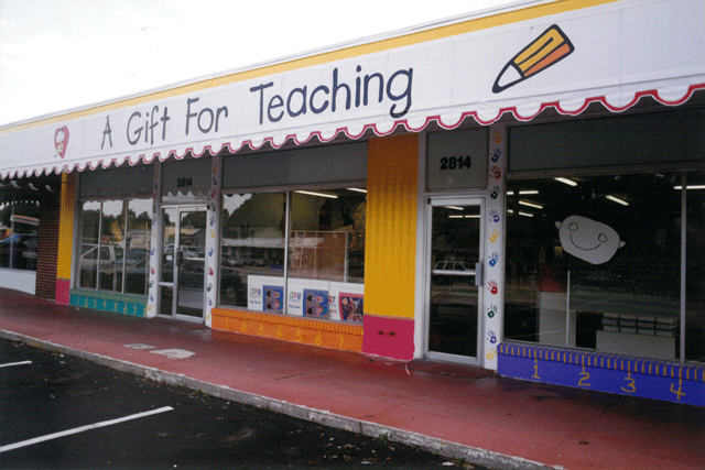 1998-First-Free-Store